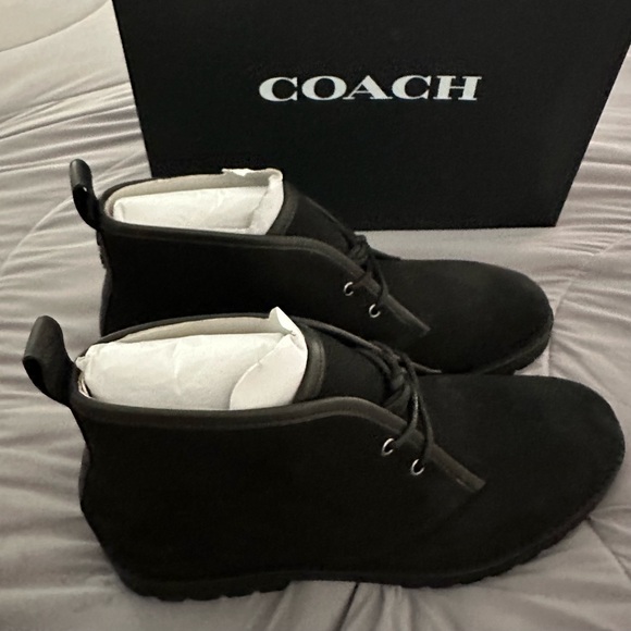 NEW IN BOX NIB Coach Men’s desert boot in black suede size 11D - Picture 2 of 7
